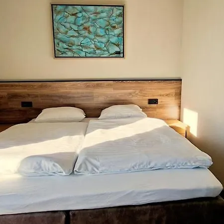 Xxl Vakantiebungalow De Meidoorn Baarlo (Limburg)