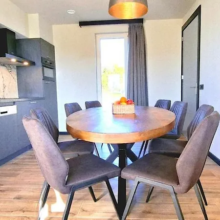 Xxl Vakantiebungalow De Meidoorn